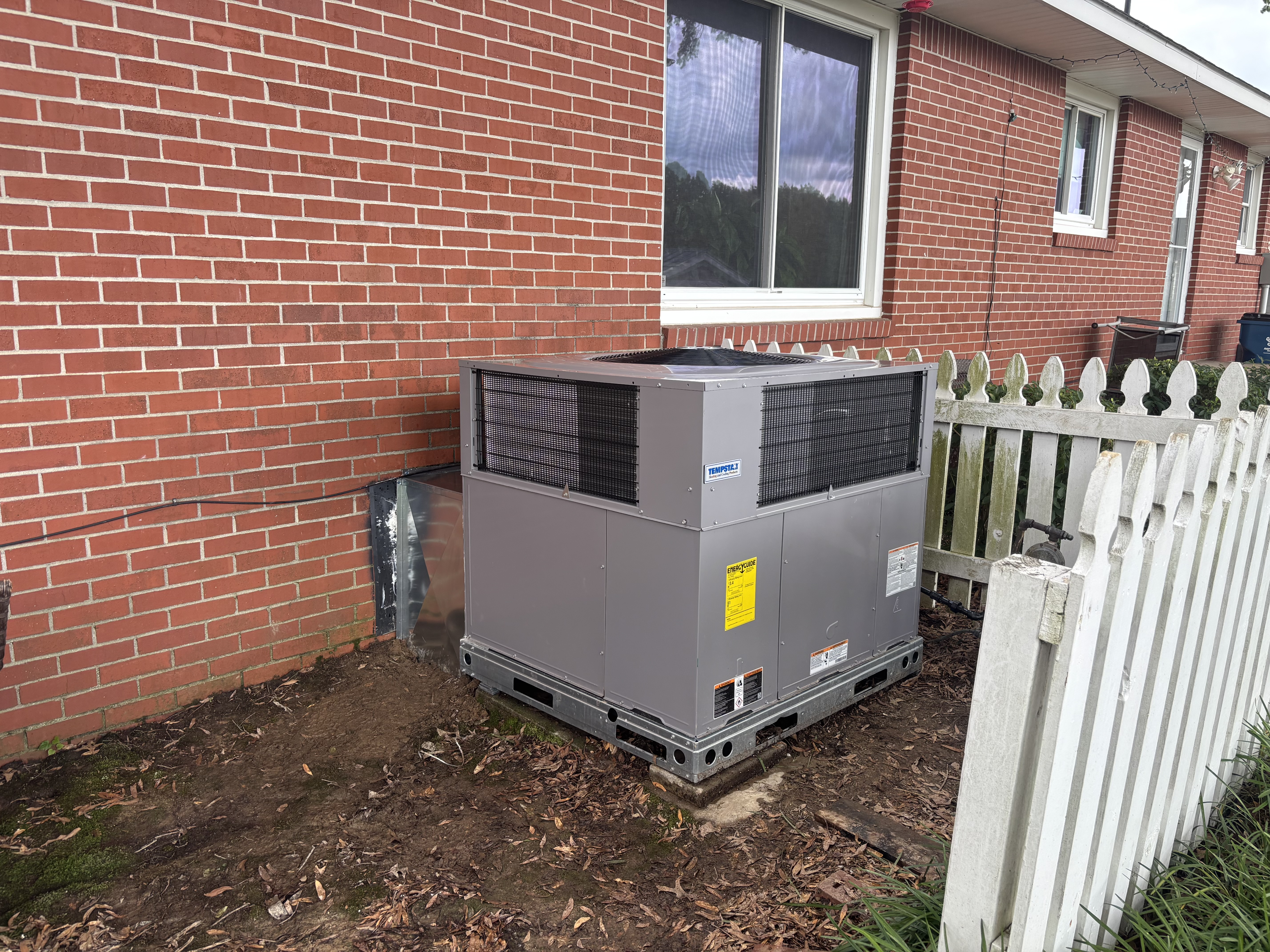 Tempstar HVAC unit installed by J & L Heating & Cooling in Alamo, TN